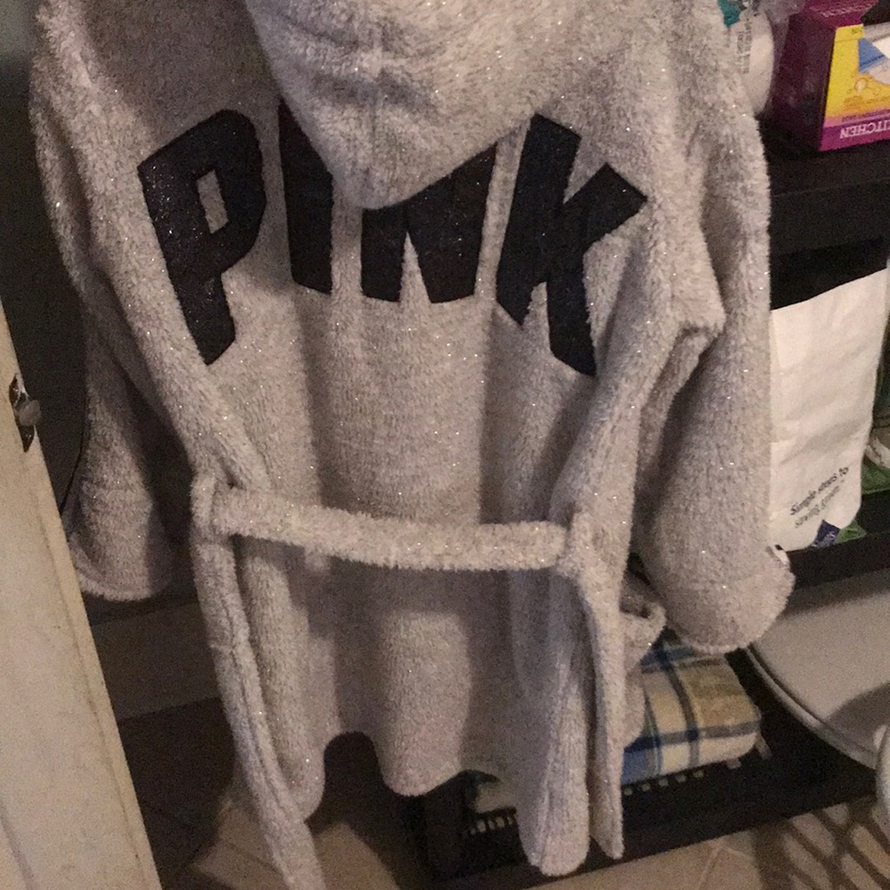 Very cute PINK cozy Sherpa hood robe